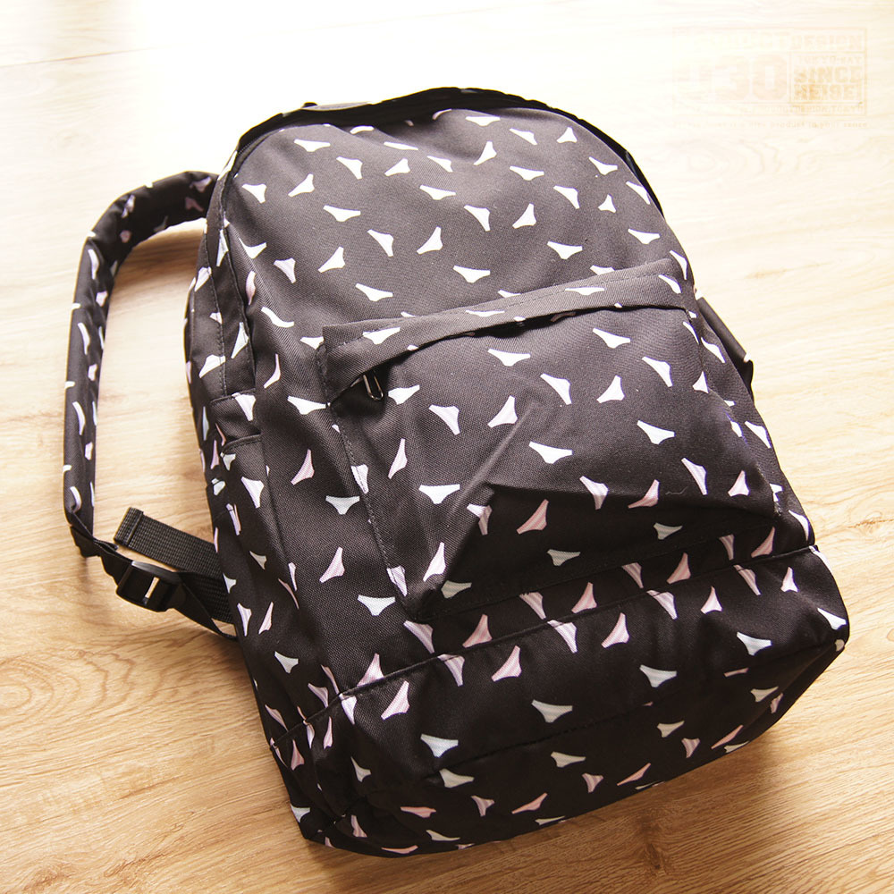 リュック_デイバッグ