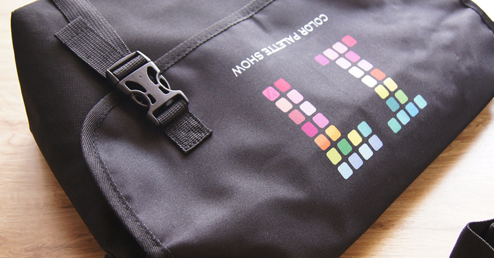 メッセンジャーバッグ