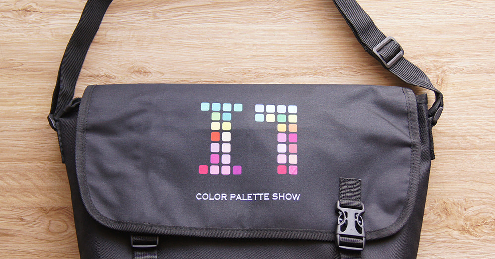 メッセンジャーバッグ_表