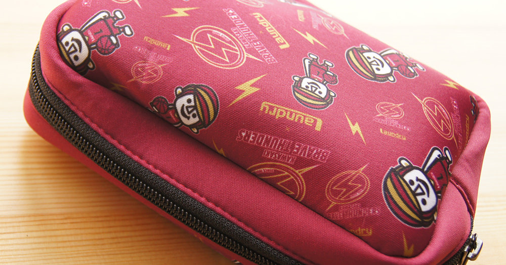 コスメポーチ_ネオプレン