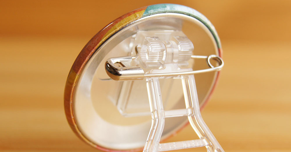 缶バッジスタンド